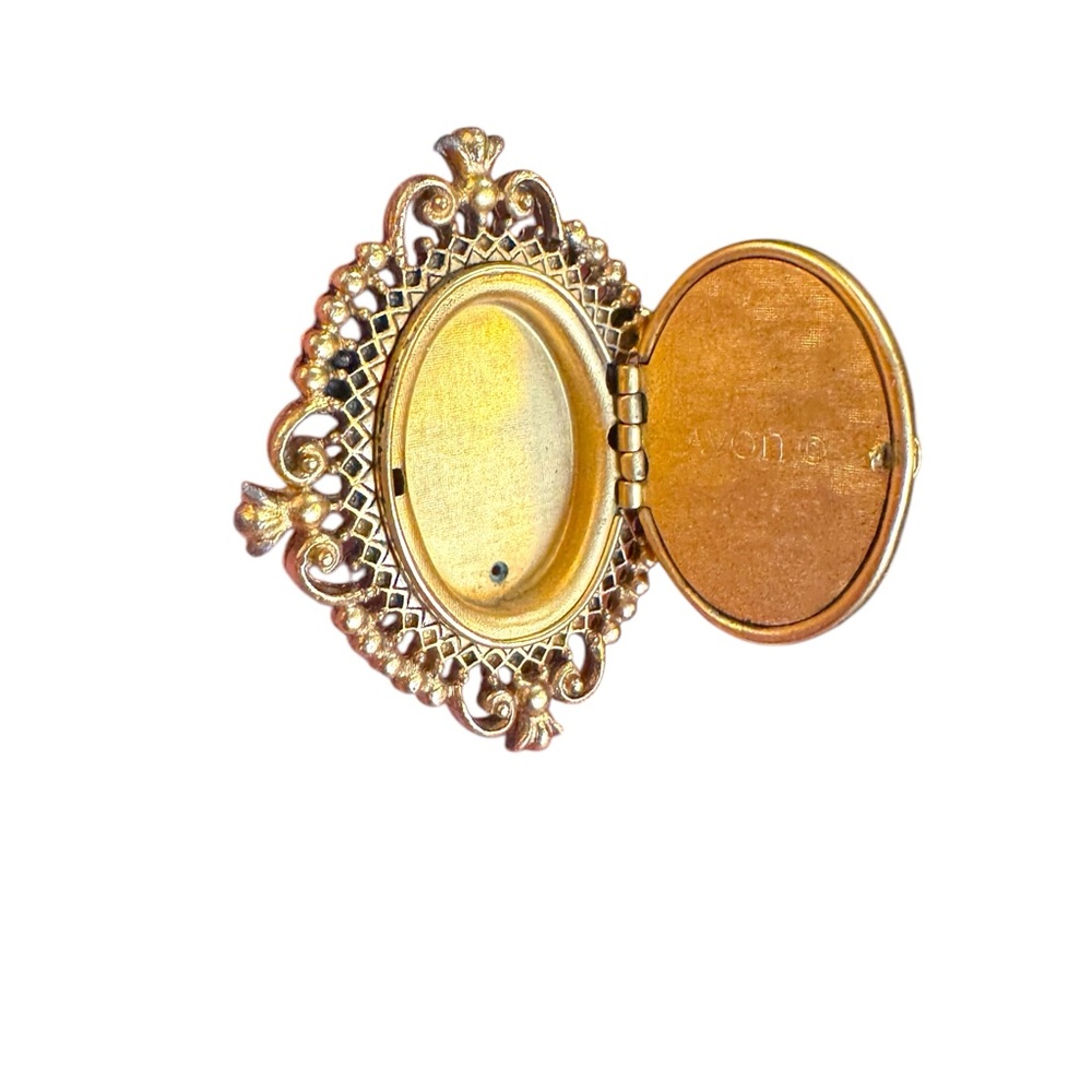 Vintage Cameo locket perfume Brooch AVON Gold antiqued finish resin brioch - Picture 4 of 4